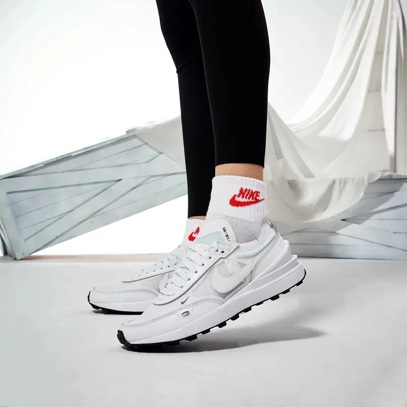Nike/耐克 Waffle One女小Sacai跑步鞋休闲华夫休闲鞋 DC2533