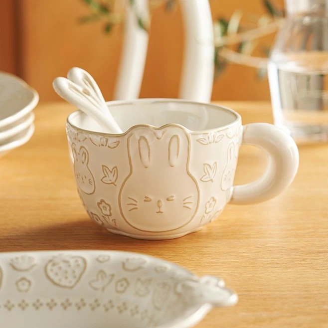 肆月采梦兔子可爱白色碗盘复古陶瓷浮雕精致咖啡杯简约家用餐具