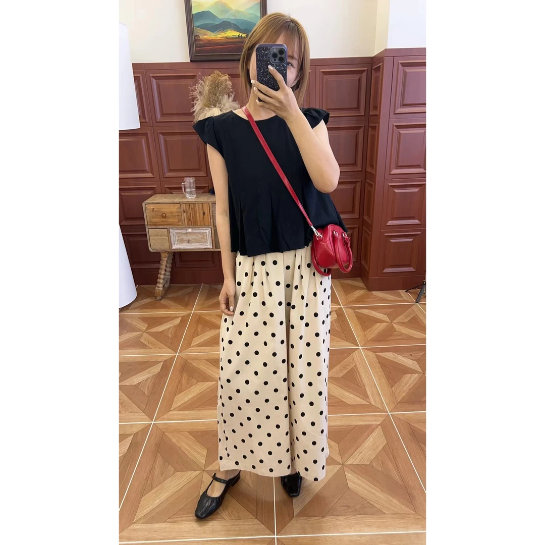 5.8 卡麦酱- ZZ 荷叶上衣波点裤两件套 1152