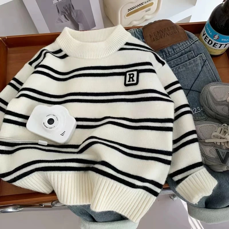 2025男童秋冬加厚毛衣韩版时尚条纹打底衫中大童柔软圆领套头打底