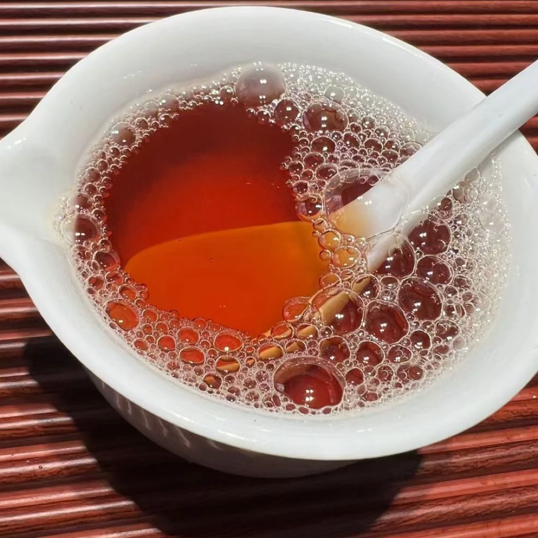 ​竹窠肉桂，汤水醇厚饱满，饮后回甘生津[强][强]