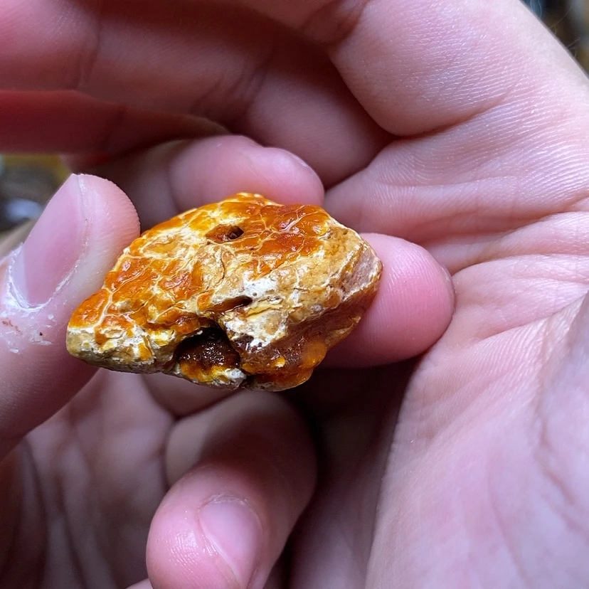 【闪购商品】定制琥珀未镶嵌土***干