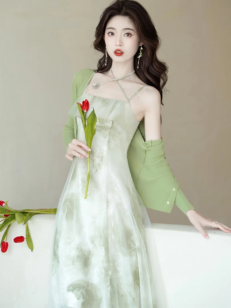 仙气超仙森系纯欲风套装女2024春夏仙女绿色开衫吊带连衣裙两件套
