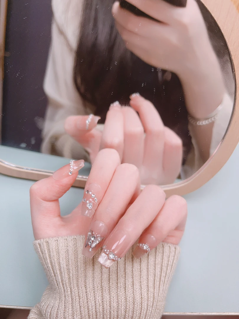 悦享C116【罗马情书】裸色晶钻蝴蝶 定制手工穿戴式美甲