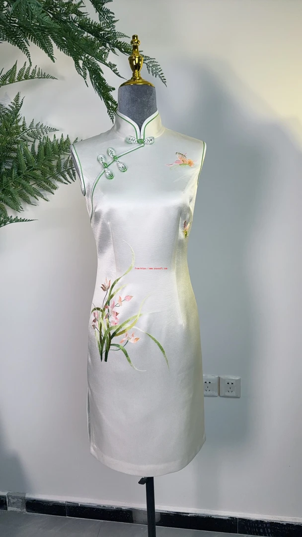 手工定制古法绣花旗袍国风新中式修身现气质中国风旗袍复古显瘦