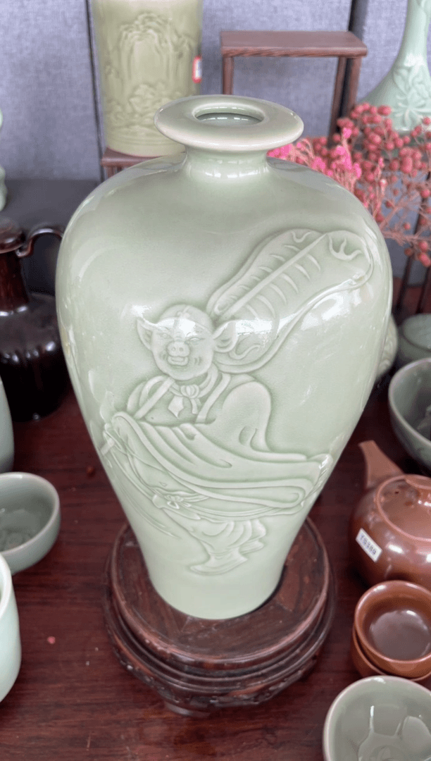 【闪购商品】瓶TS739全品八戒背芭蕉扇瓶摆件  1只
