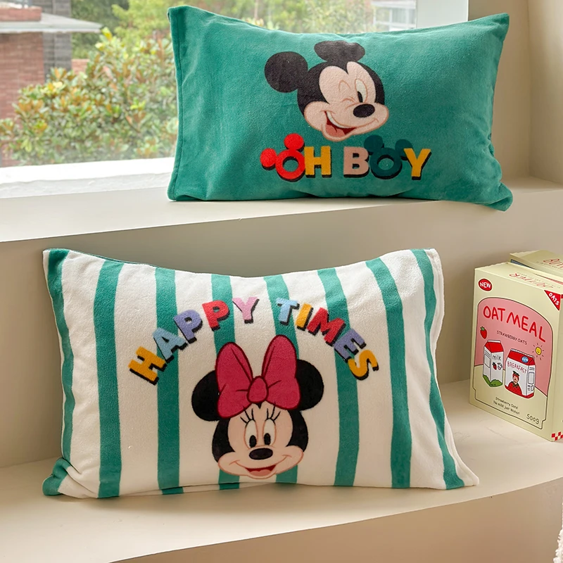 迪士尼卡通枕套牛奶绒加绒加厚枕头套学生单人48x74一对装珊瑚绒
