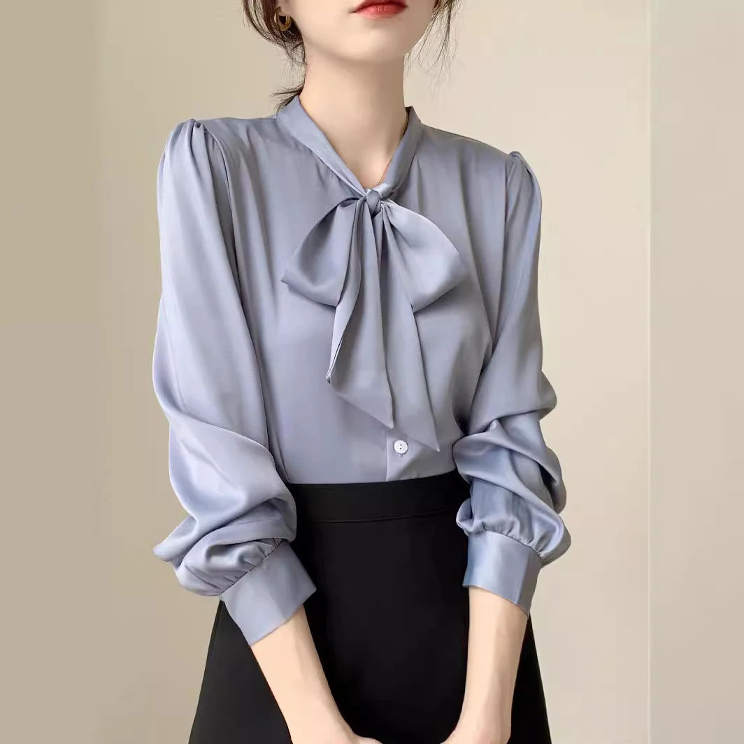 大码女装蝴蝶结衬衫设计感小众职业气质衬衣胖MM雪纺上衣系带