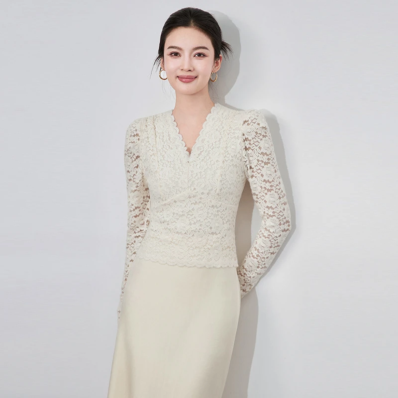 名媛气质修身打底衫镂空蕾丝花边设计感V领长袖针织衫款