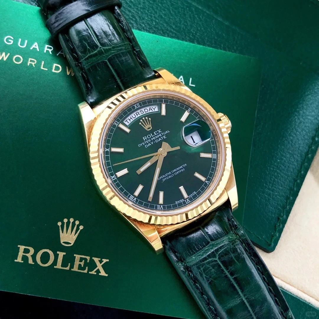全新未使用 Rolex/劳力士 烟熏绿DD 星期日历型系列118138-L(FC)