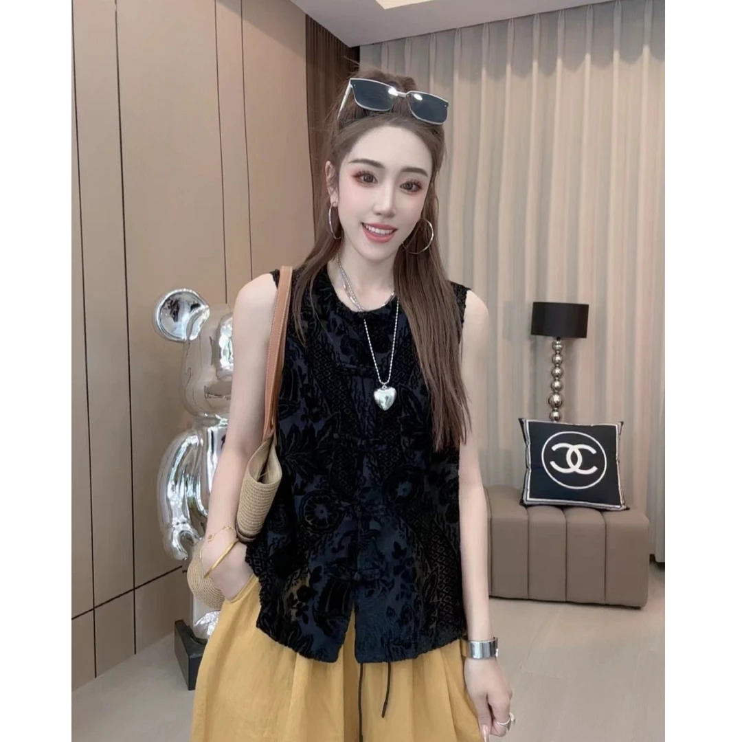 【小雪严选】韩版植绒提花马甲2024夏季设计感镂空时尚开衫
