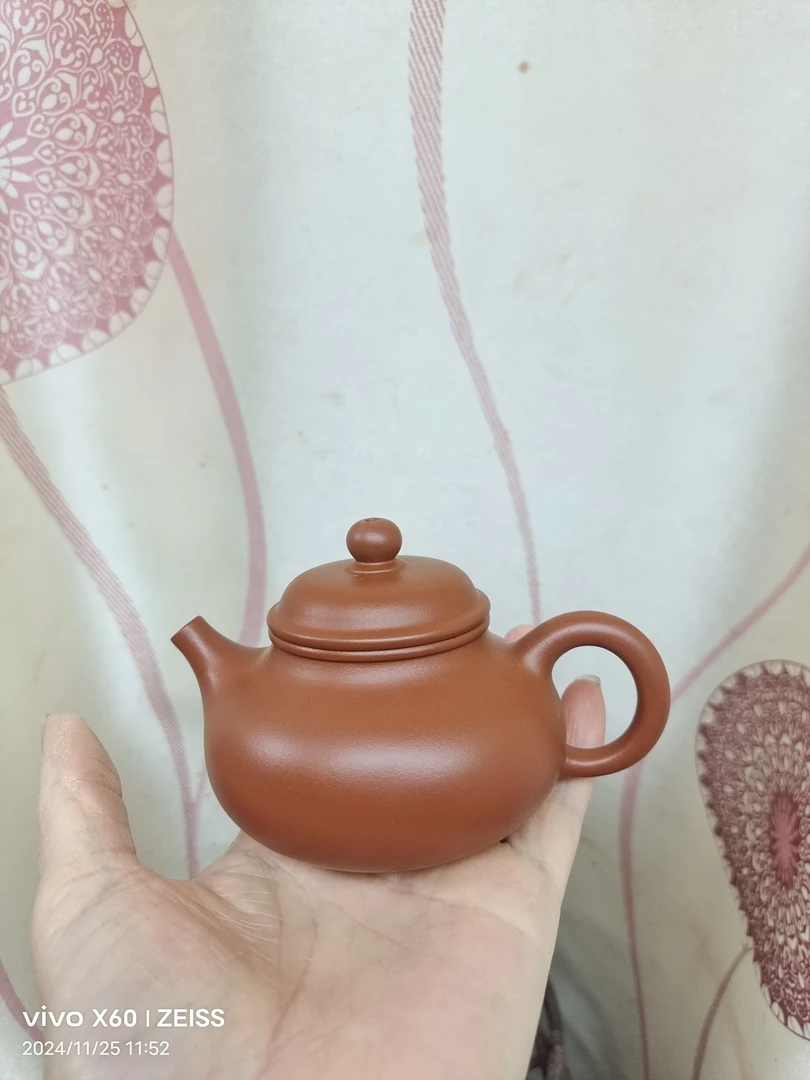 容天，黄龙山原矿小红泥，容量140cc，工艺师作品半手精工