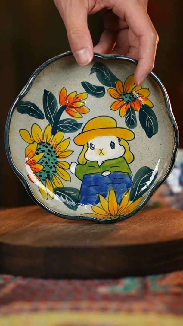 【闪购商品】杯釉下彩手绘陶泥盘