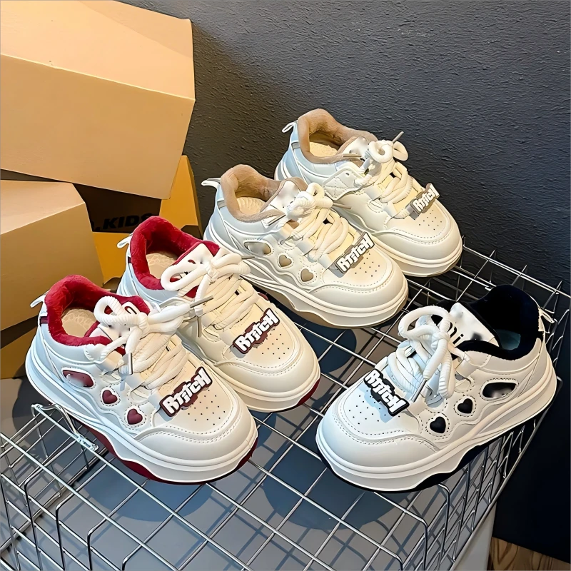 女童小白鞋2024新款冬季软底百搭运动鞋休闲儿童鞋子男童加绒板鞋