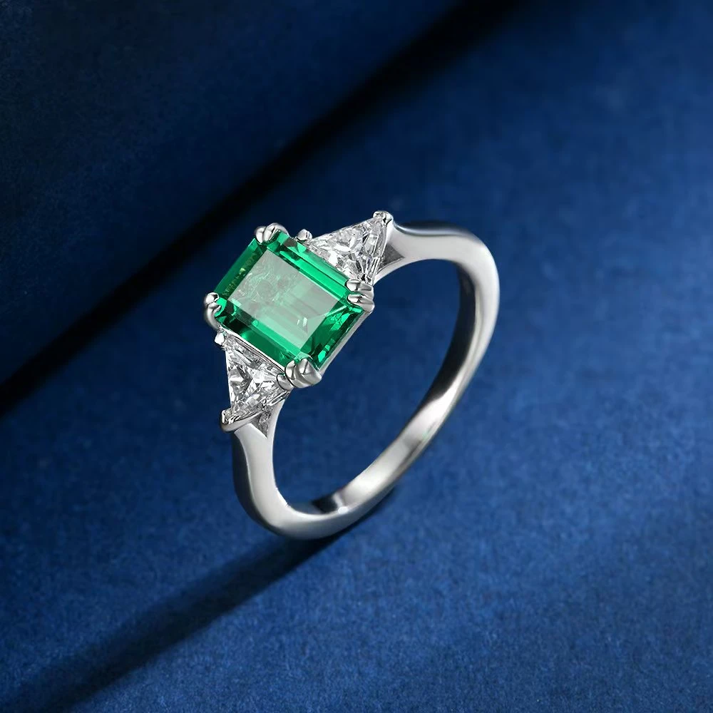 培育祖母绿R4238 新款经典三石镶长方木佐绿色时尚戒指4-12#