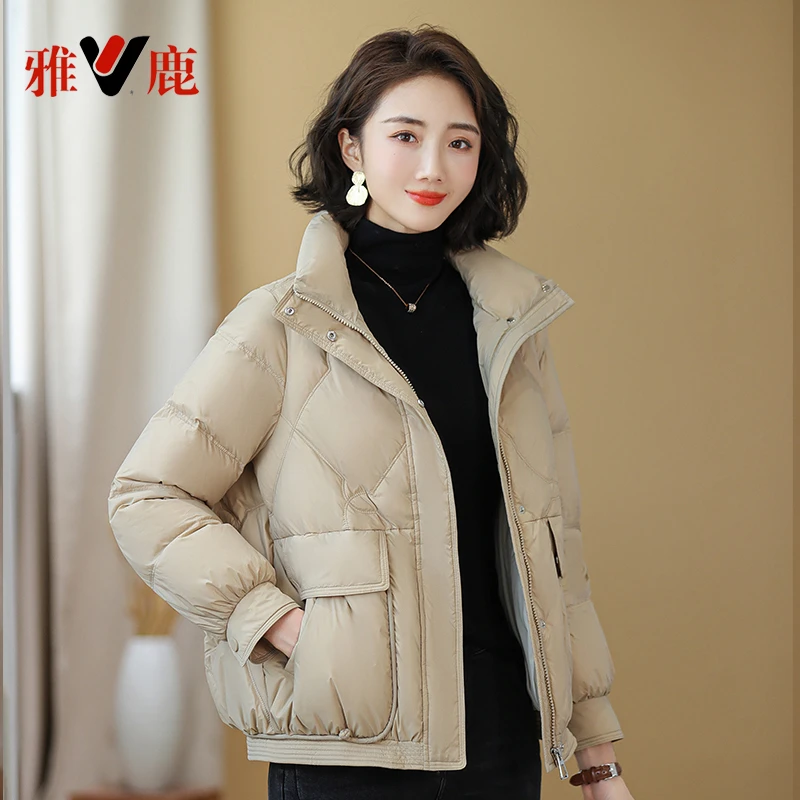 V/雅鹿2022新盘扣小个子短款90白鸭绒羽绒服女时尚百搭白鸭绒外套