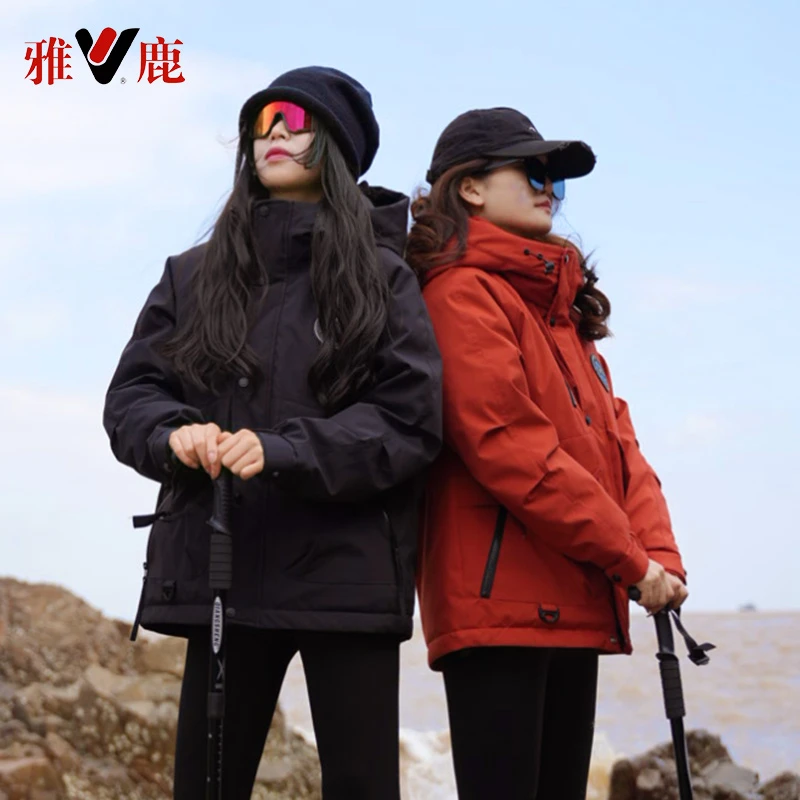 雅鹿优选2025新款短款冲锋衣登山服羽绒服女款冬季加厚情侣防风
