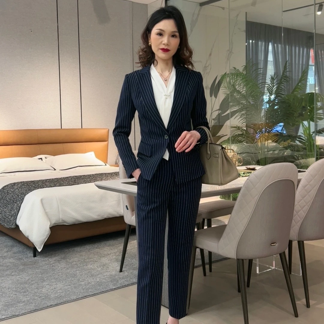 断码藏青条纹轻奢品质女装西服、设计气质穿搭高级感套装源头厂家