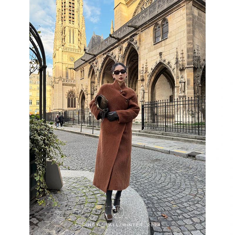 鹭青一原创【焦糖山】牛角扣大衣女冬轻奢兔毛毛呢外套L24D4019F