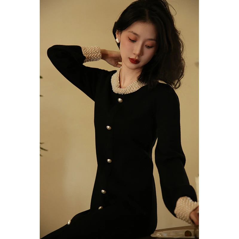 鹭青一现货【遗珠】复古赫本风钉珠设计感针织连衣裙L21L3346