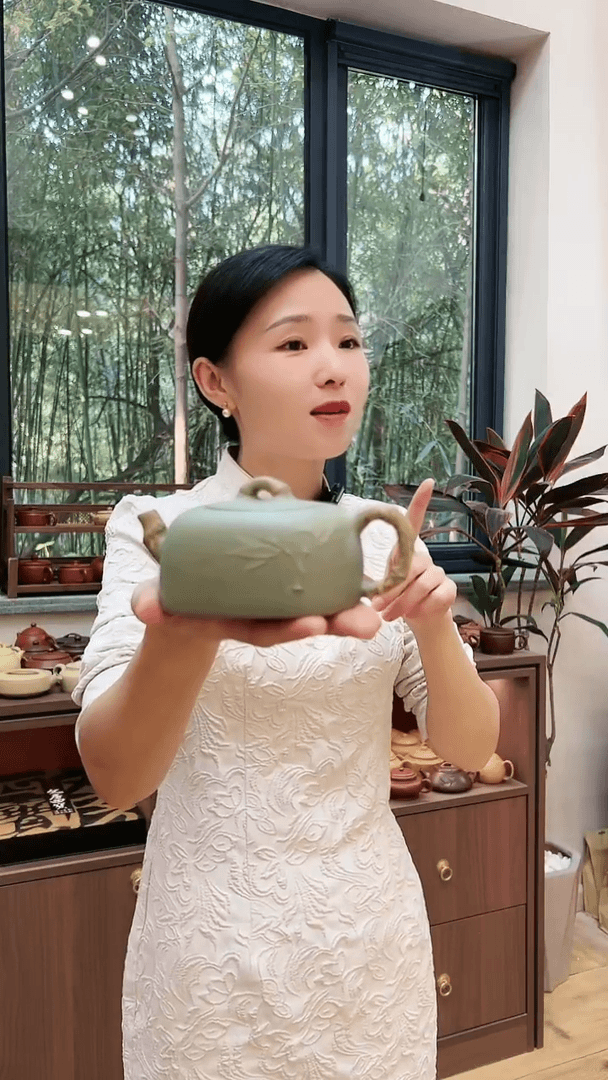 【闪购商品】紫砂茶叶罐豆青砂 竹段