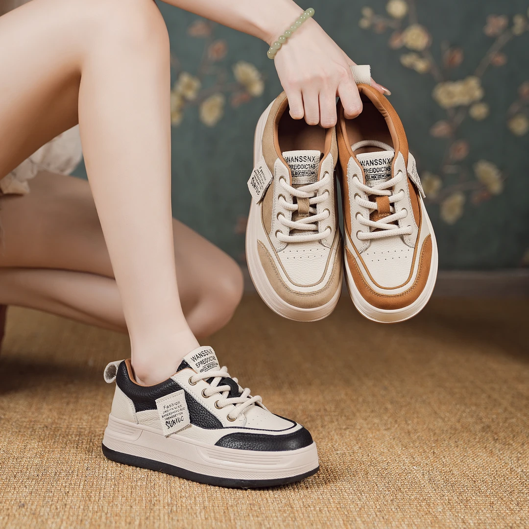 【新品】百搭软底女款2024夏季新款网红厚底休闲复古鞋女 13612