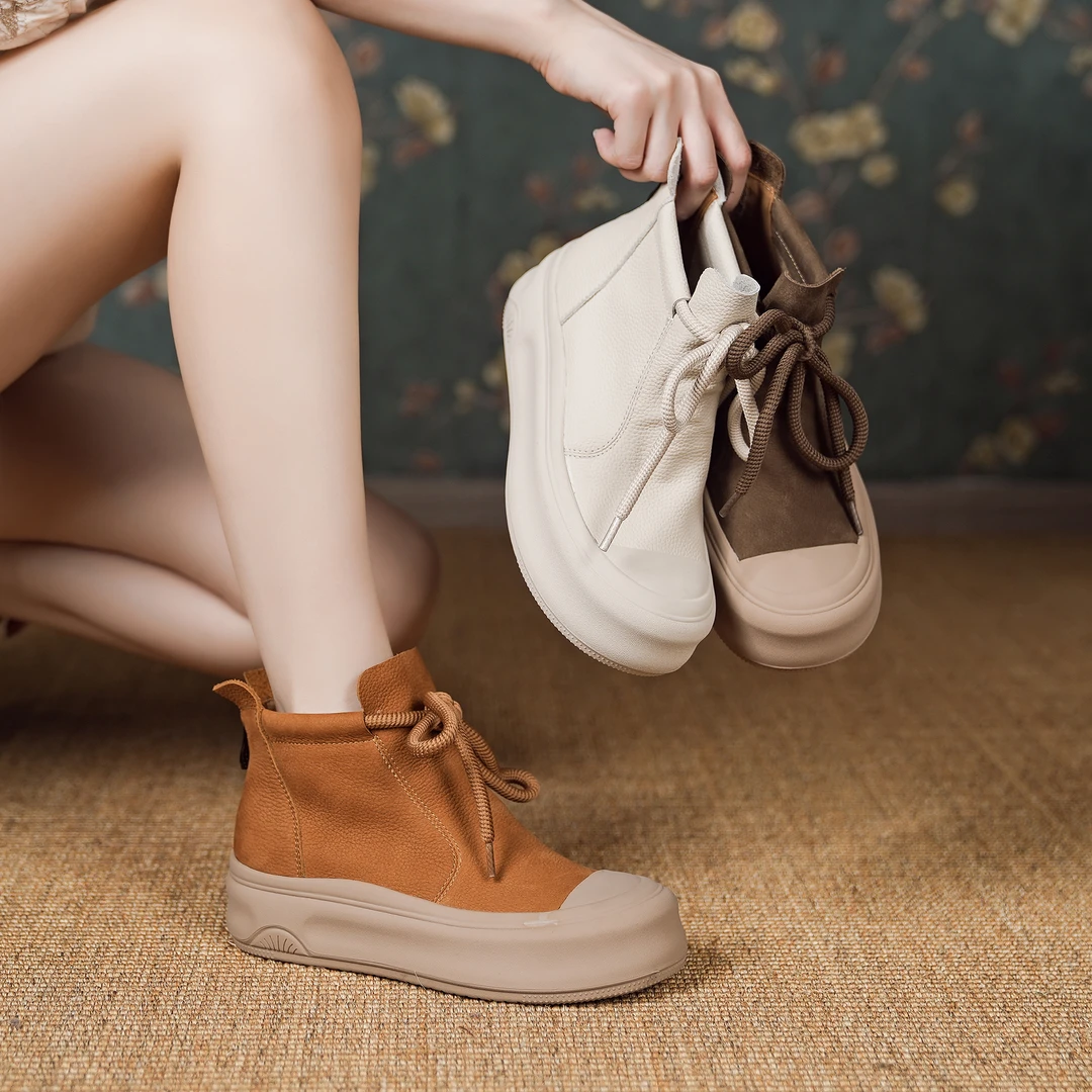 25新款高帮百搭复古鞋女款秋季软底新款网红休闲鞋板鞋 13658