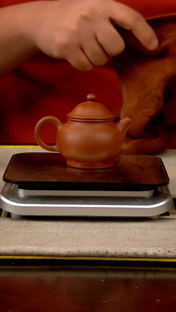 【闪购商品】紫砂茶壶大红袍80cc