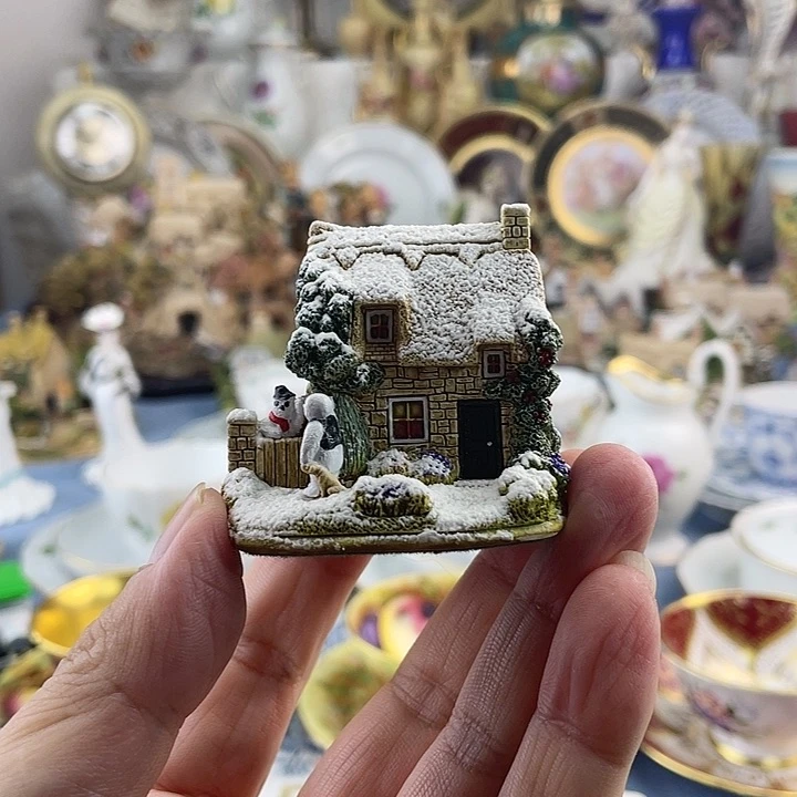 瓷器摆件，中古欧瓷小房子