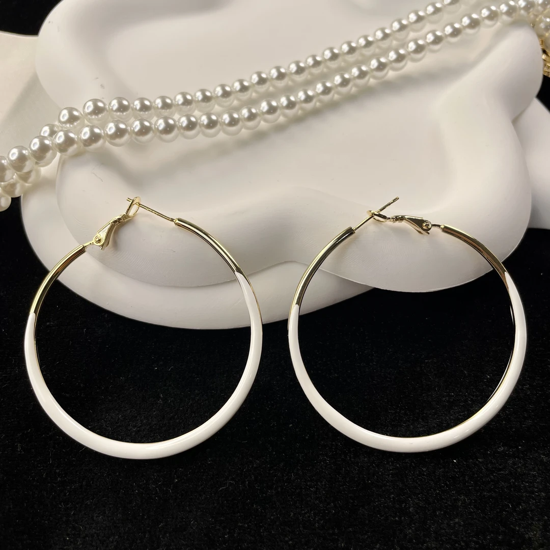 铜合金耳饰 买三送一 1145气质轻奢时尚百搭小众欧美简约经典耳圈