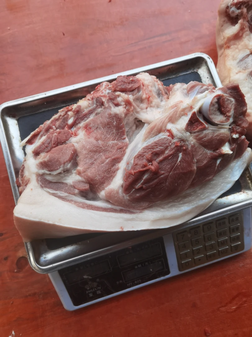 农家熟食土猪肉前腿肉带