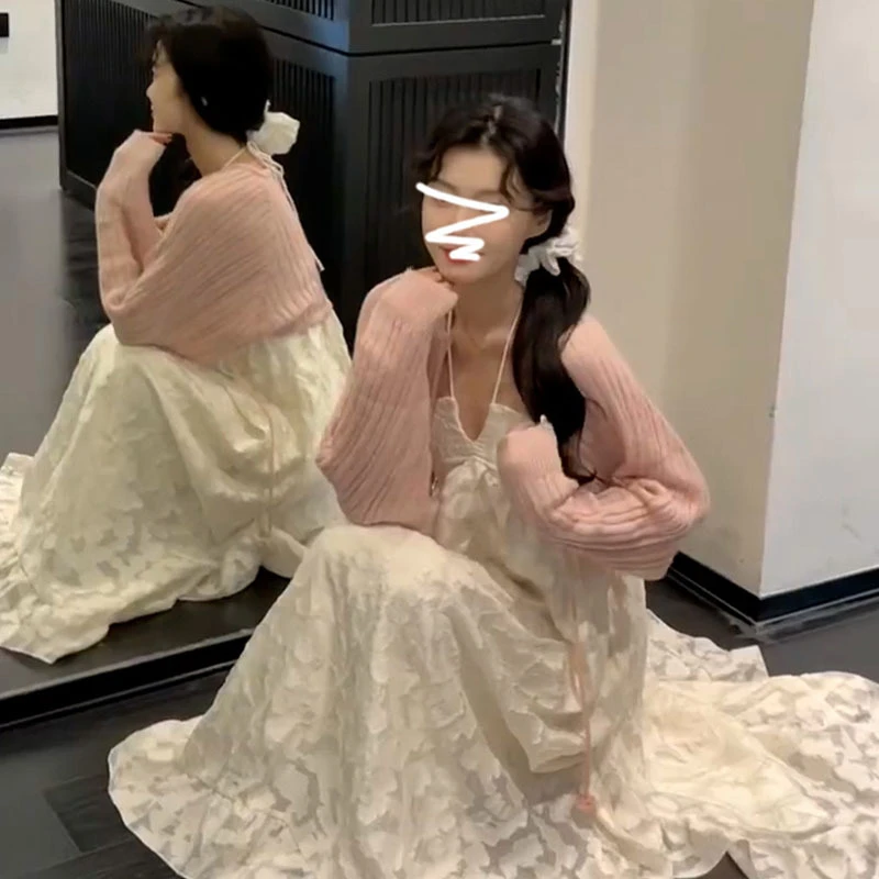 韩系穿搭法式挂脖吊带连衣裙子女秋2024年新款小个子初秋套装4909