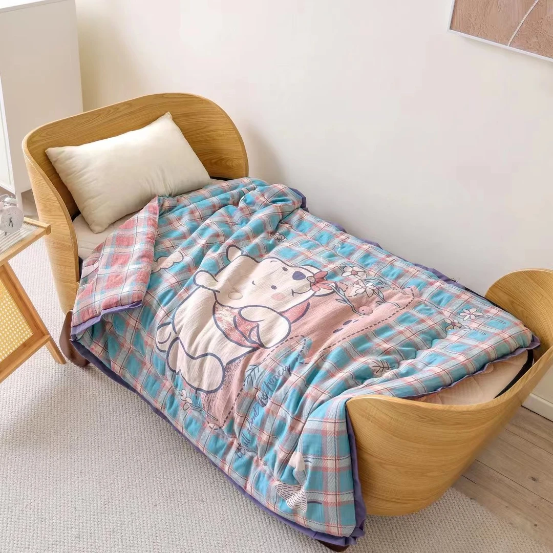 【纯棉儿童被】120*150赏花维尼熊（蓝）纯棉纱线A类大豆纤维蓬松柔软
