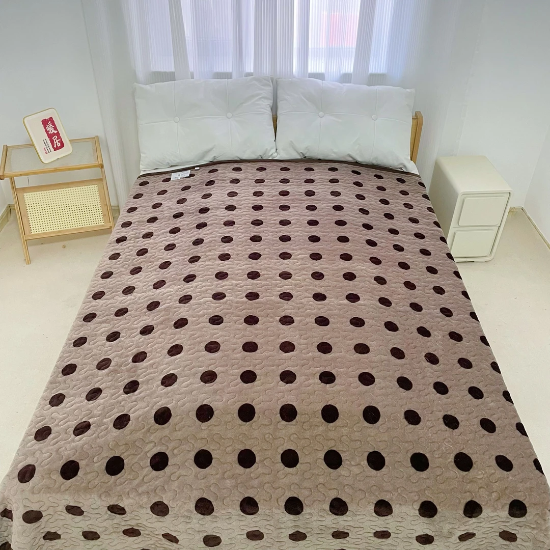 【牛奶绒床盖】200*230圆点咖啡加密加厚亲肤柔软绗缝可机洗±5cm
