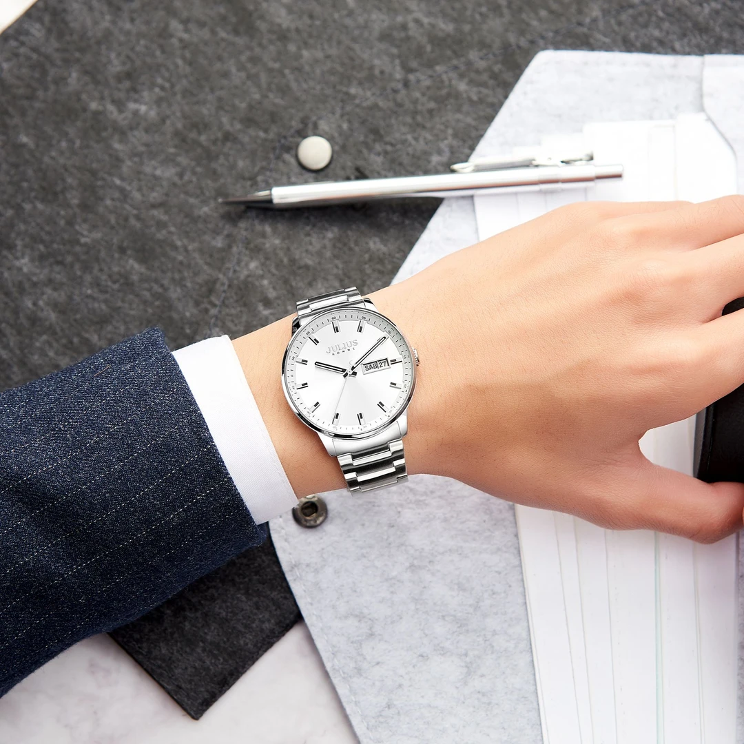 聚利时【官方正品】重磅男士腕表多功能防水运动风手表超薄石英表