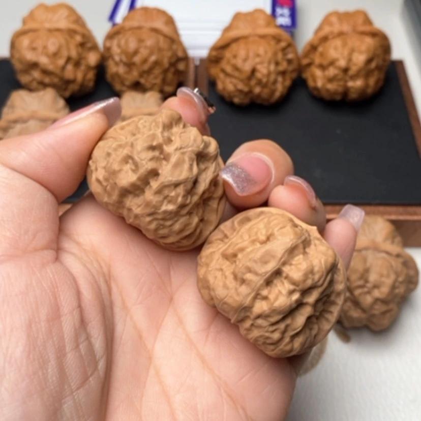 【闪购商品】文玩核桃吊坠兰****情302