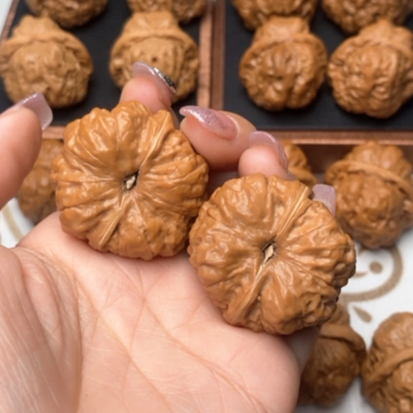 【闪购商品】文玩核桃吊坠b****r338