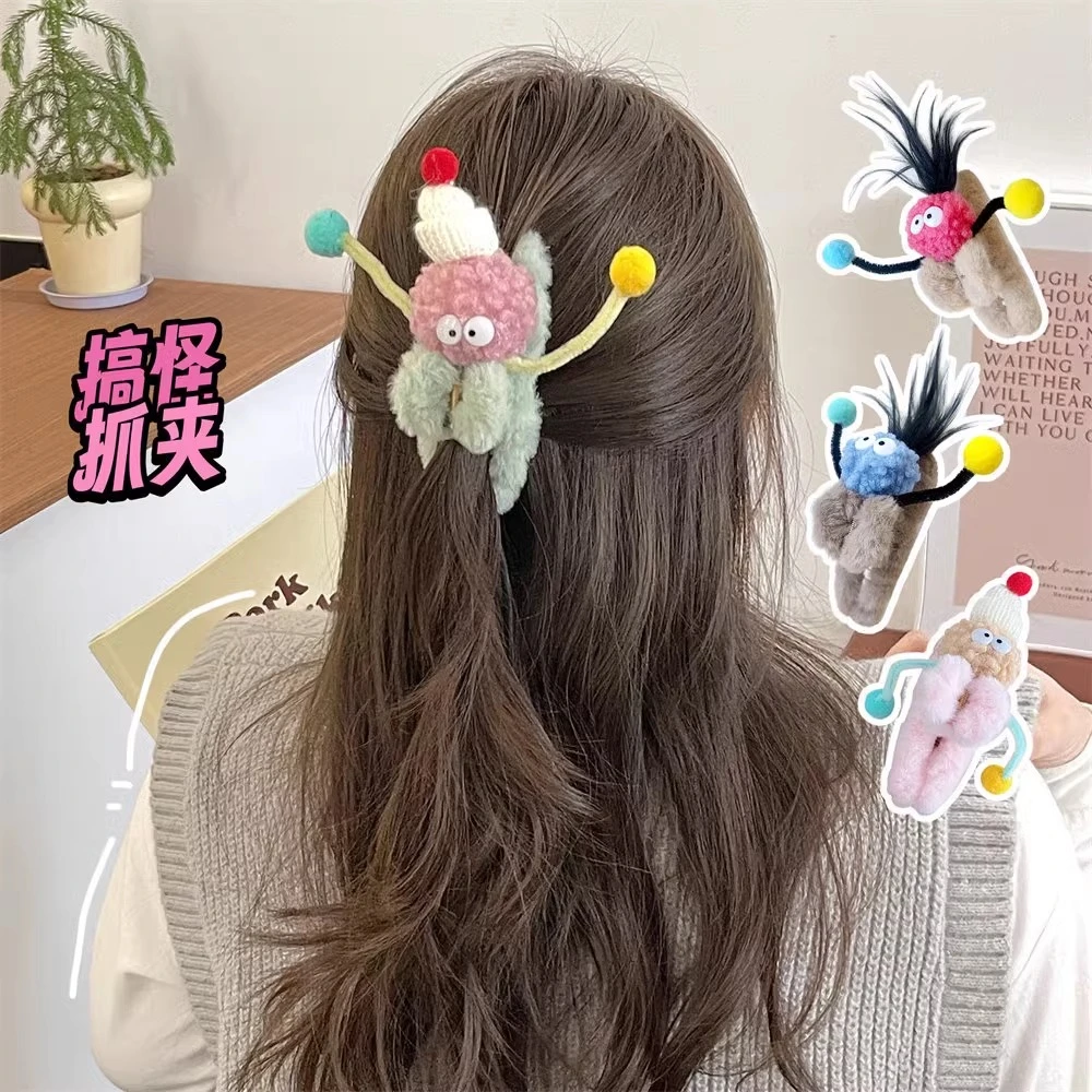 趣味可爱毛绒抓夹娃娃创意秋冬新款大号鲨鱼夹后脑勺头饰盘发发饰