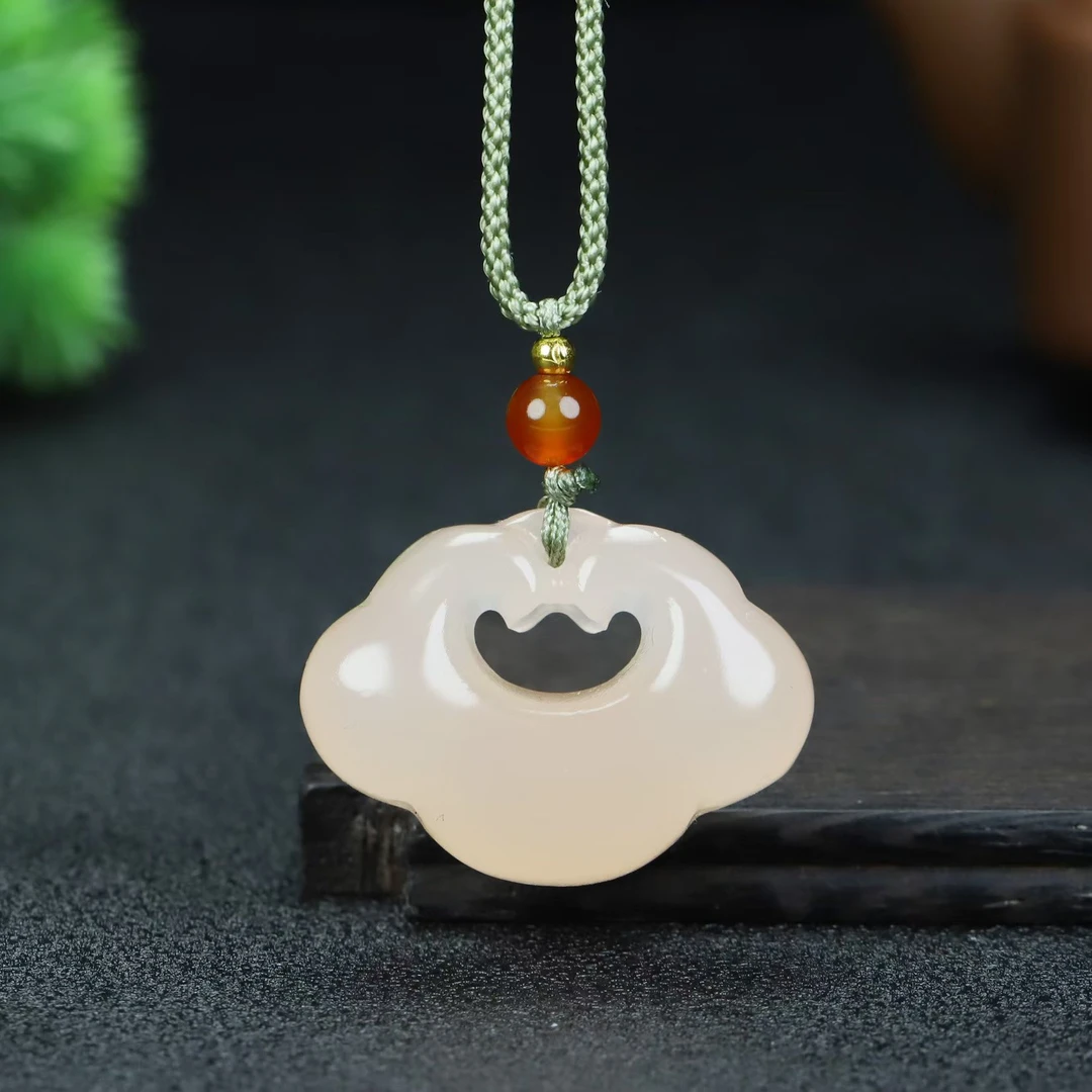 藕粉吉祥如意吊坠如意锁多样性发一规格22*31*10左右