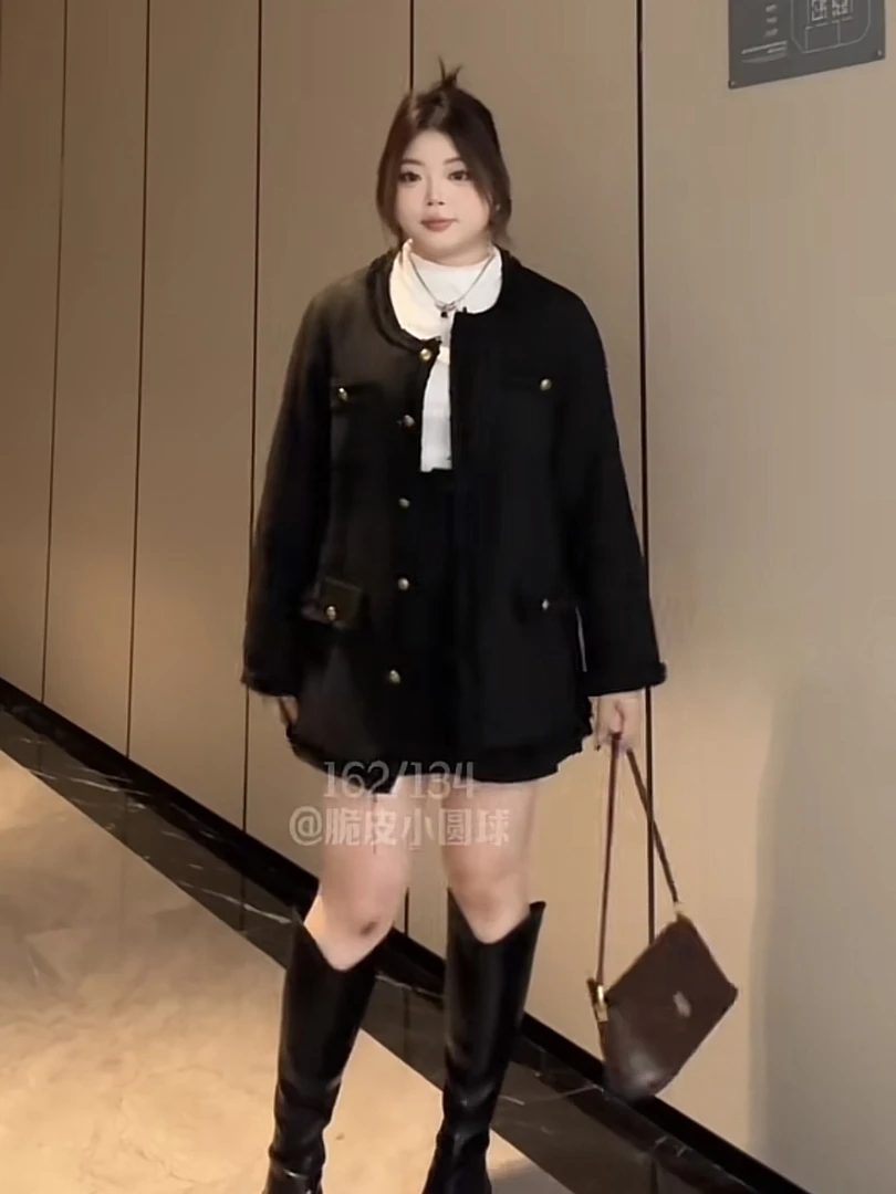 大码黑色高级感精致小香风外套女微胖遮肉显瘦上衣66606#