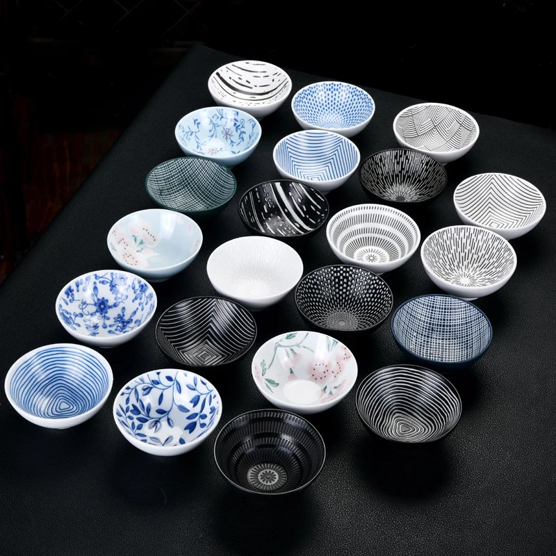 日式家用创意手绘主人杯斗笠杯手工复古中式商用白瓷和风釉下彩