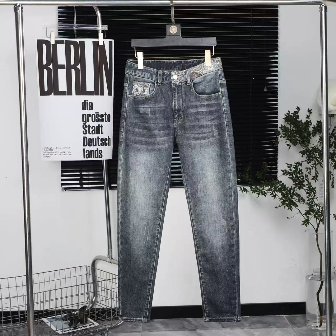 广州男士新款春秋冬季修身时尚百搭小脚牛仔裤高弹力牛仔裤