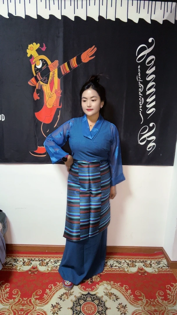 夏季款藏装三件套