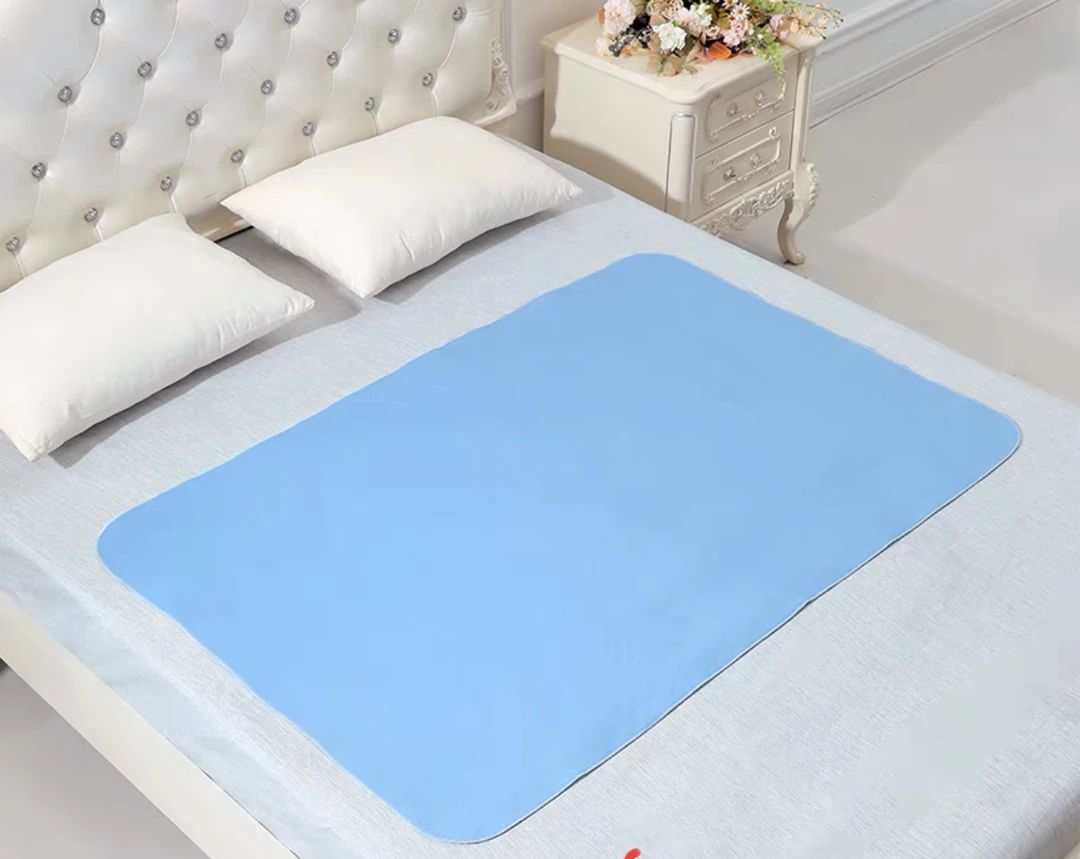 重大瑕疵无包边60*80防水隔尿垫老人小孩垫子发6条两个颜色不挑