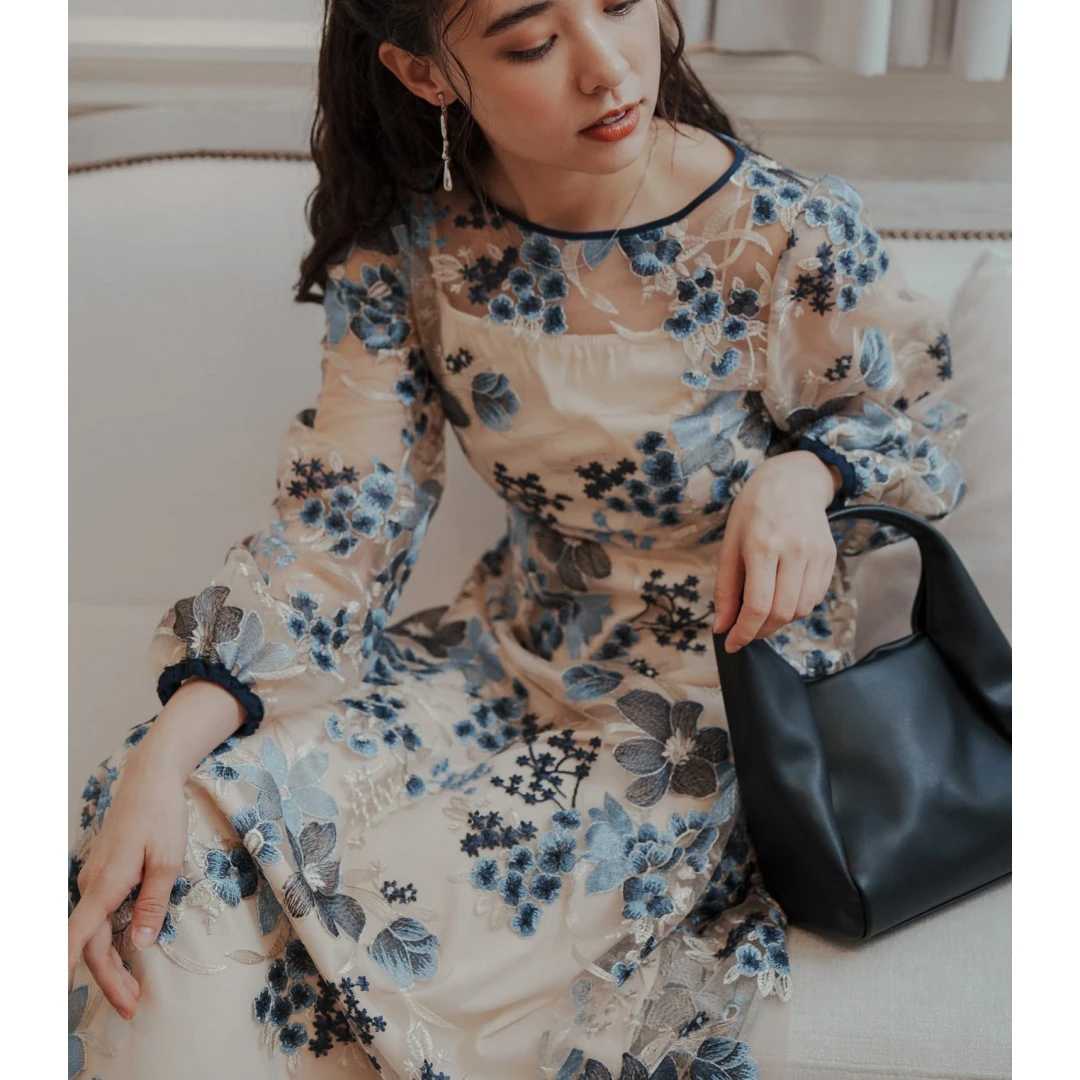 【六哥家】日系品牌 秋季新款 K 联名款 刺绣欧根纱礼服连衣裙