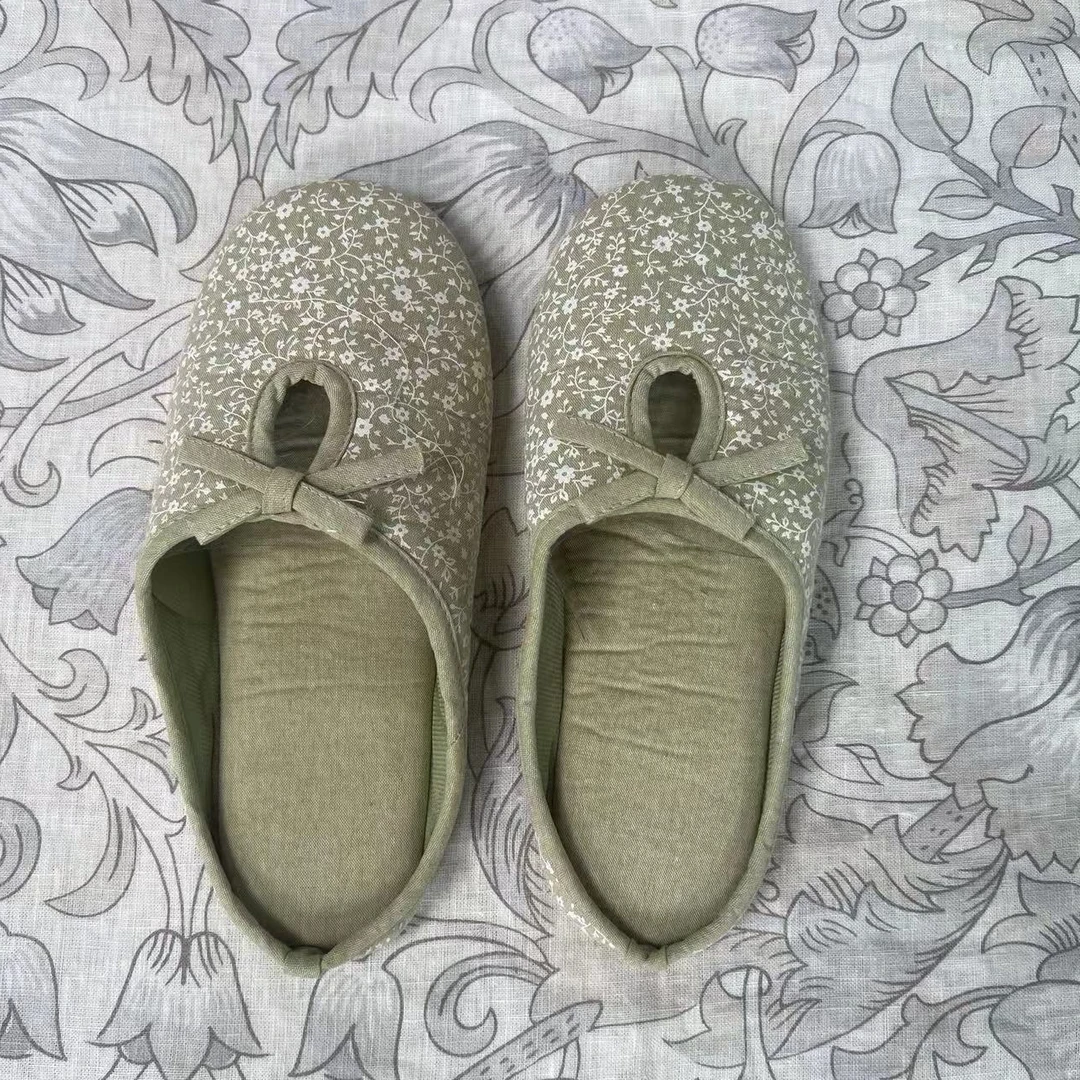 外贸原单 拖鞋一双 静音 防滑