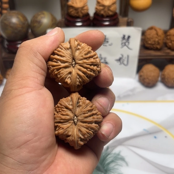 文玩核桃把件南疆