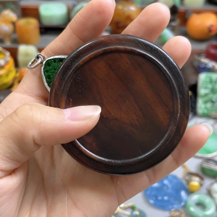 香榧木B****i精美雕刻物件物件