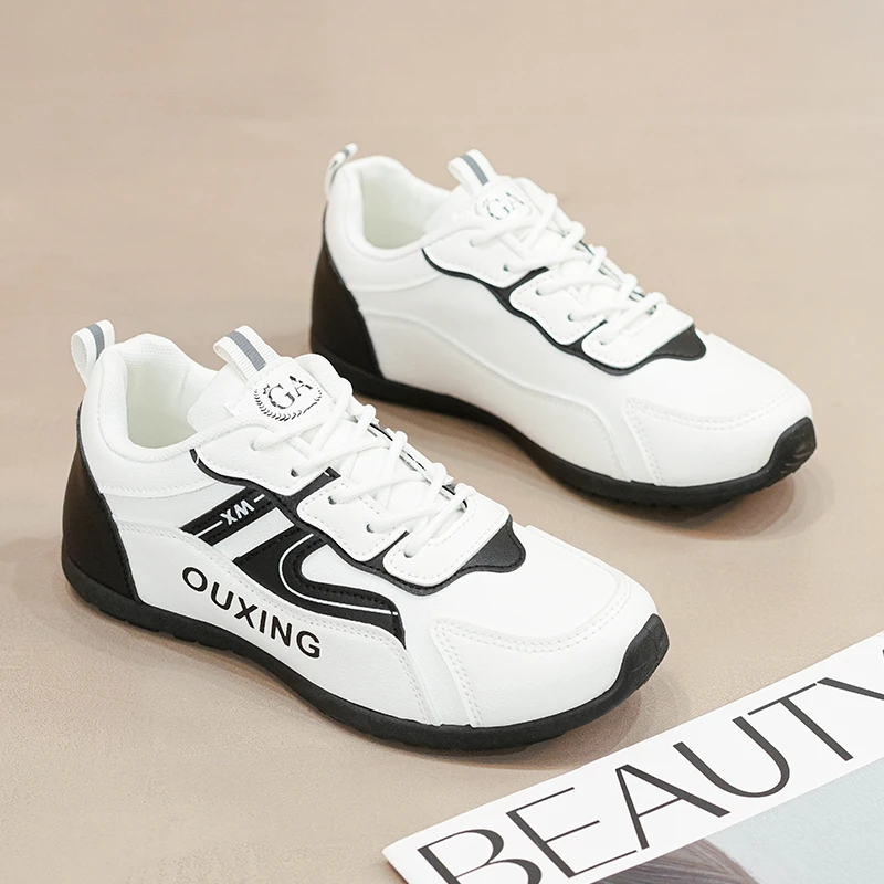 2024新款春秋季女士休闲鞋时尚白色单鞋软底防滑跑步鞋子运动鞋女