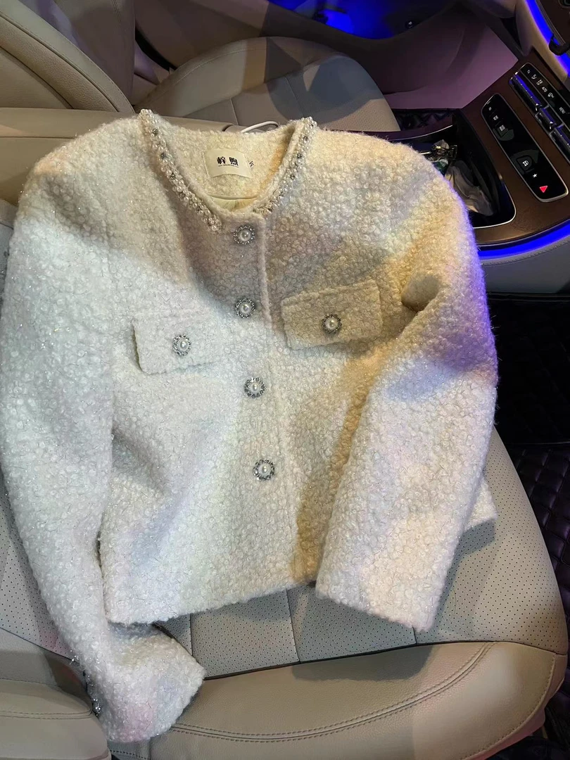 【90白鸭绒】法式小香风珍珠领富家千金白色外套短款气质 W6098